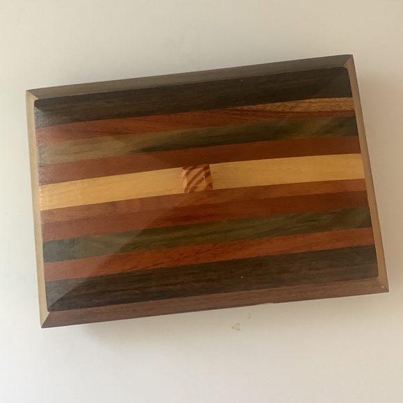 Gorgeous Marquetry Wood box with Red Velvet lining. MCM Pyramid style top - Picture 3 of 14
